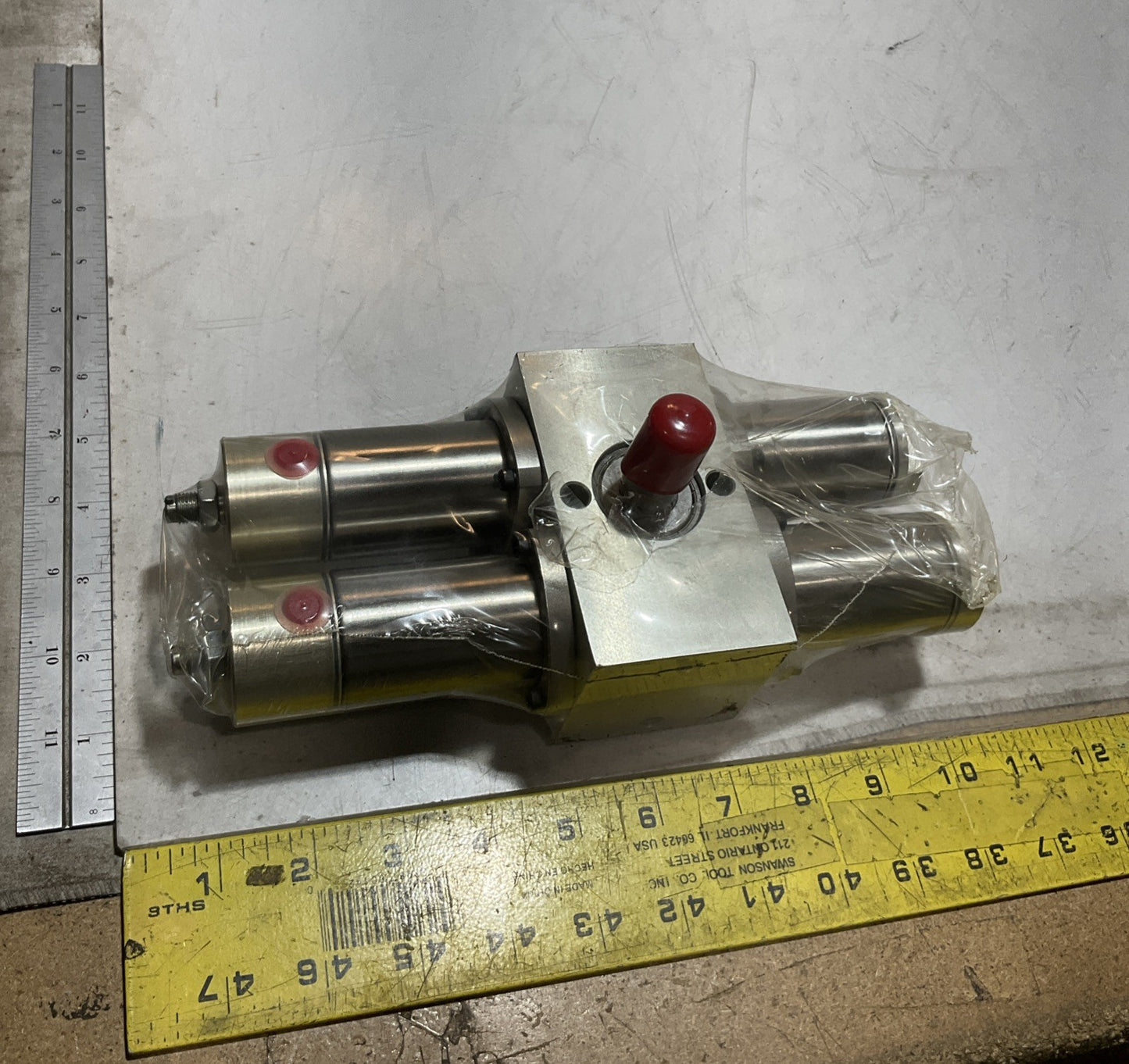 BIMBA PNEU-TURN PT-196180-A1C1FMR ROTARY ACTUATOR 150MAX PRESSURE Z2M