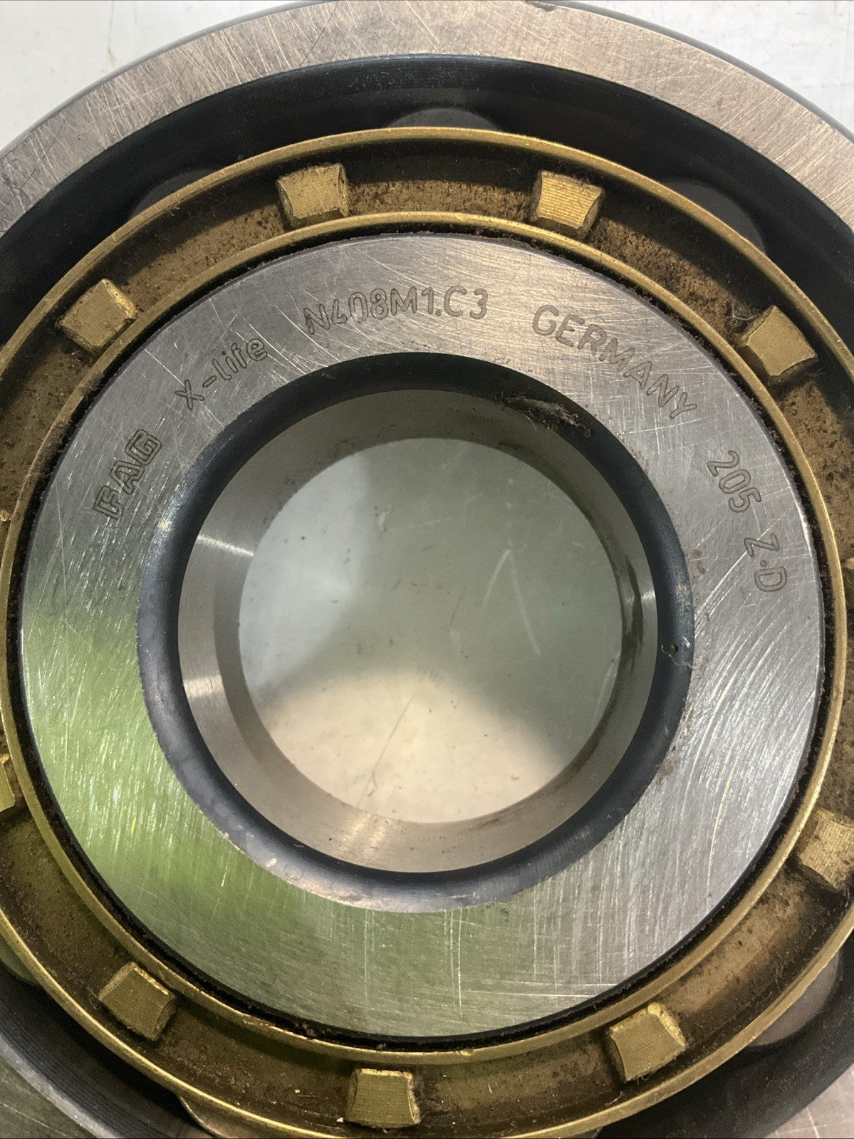 FAG cCYLINDER ROLLER BEARING Z2M