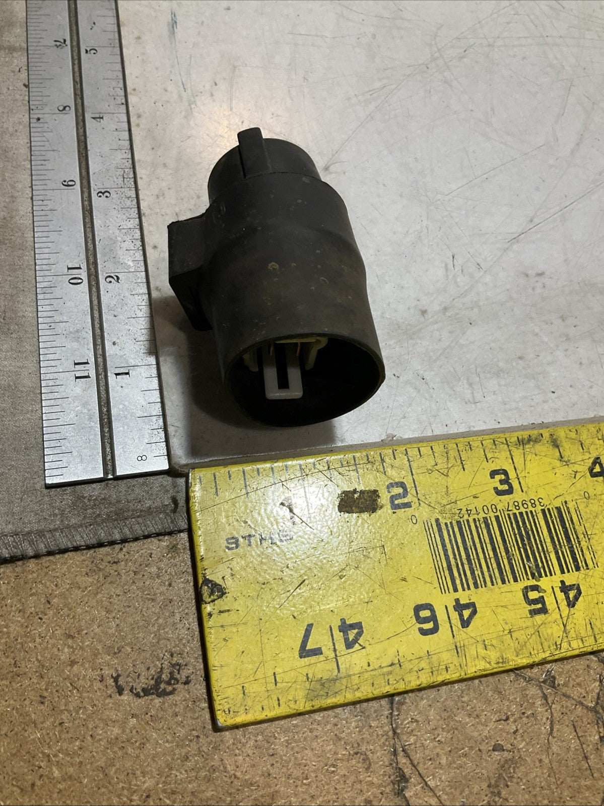 GENUINE KAWASAKI PARTS 27002-1051 RELAY ASSEMBLY LOT OF 2 Z2M