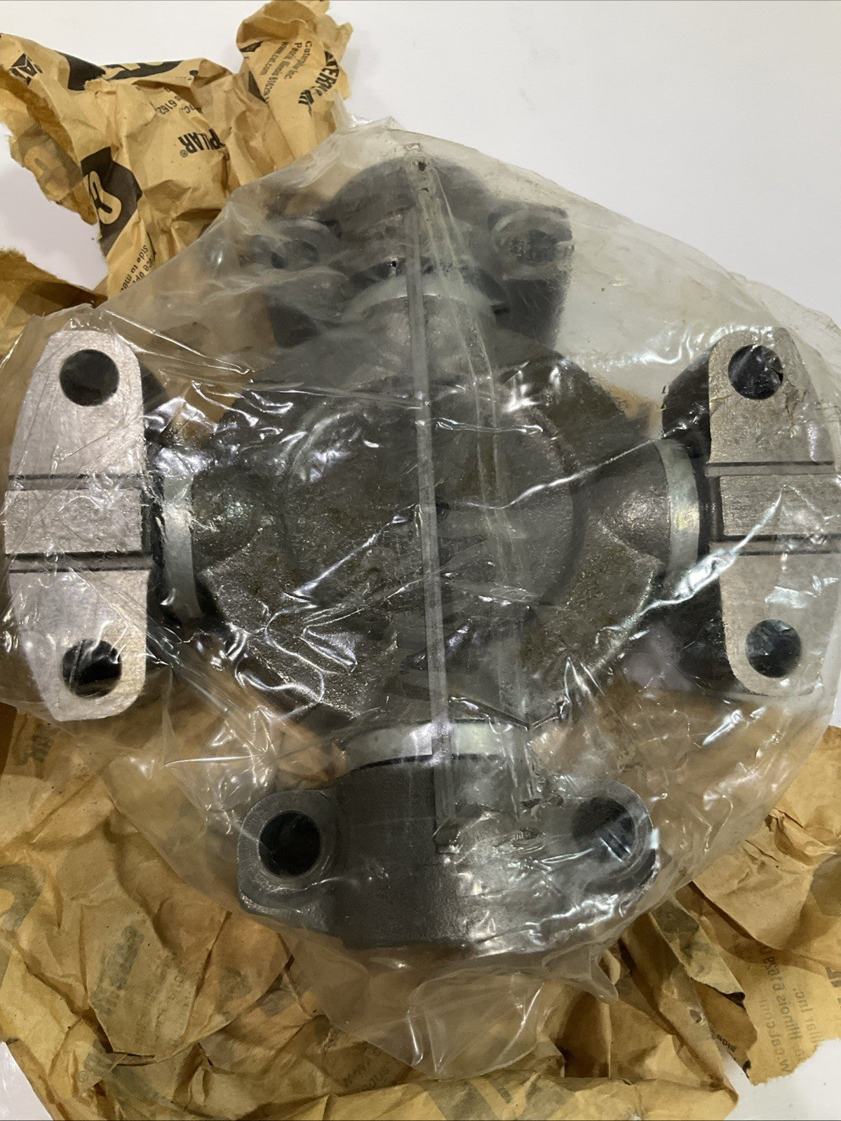 CAT- CATERPILLAR 173-0888 L UNIVERSAL JOINT SPIDER GP DRIVE ASSEMBLY Y2M