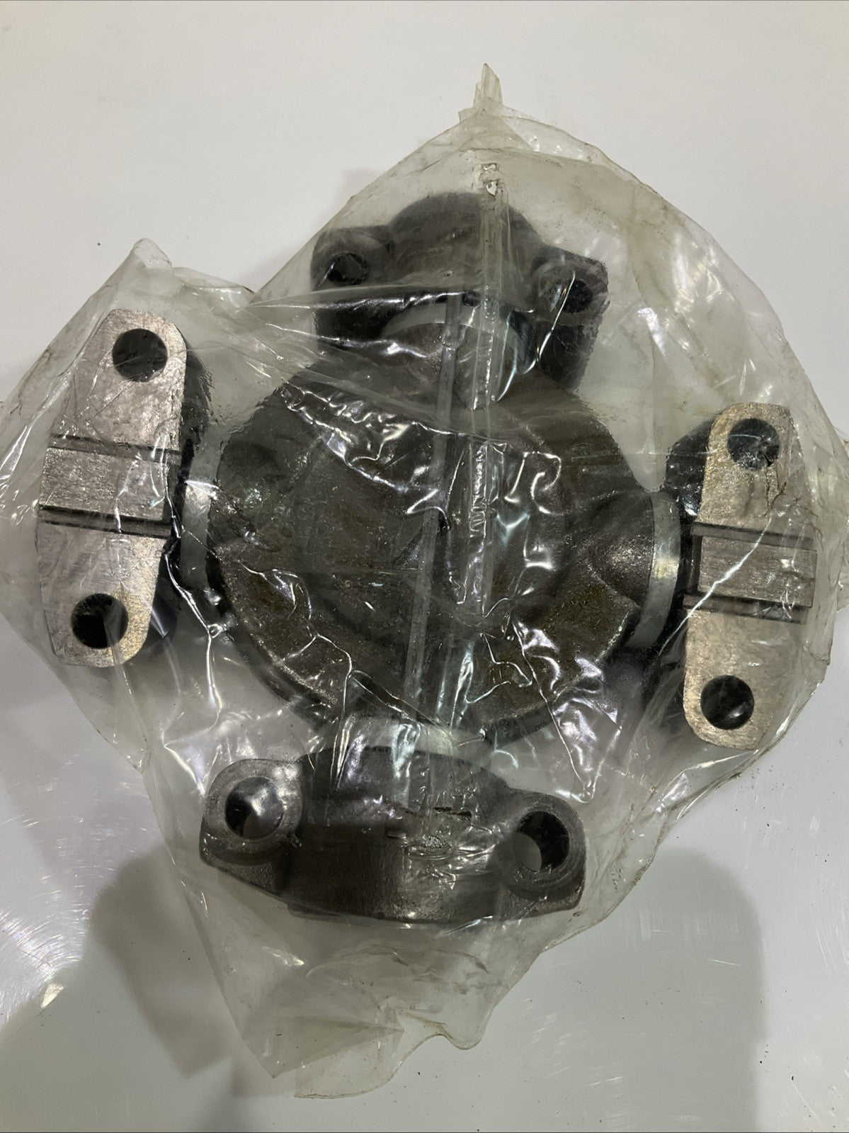 CAT- CATERPILLAR 173-0888 L UNIVERSAL JOINT SPIDER GP DRIVE ASSEMBLY Y2M