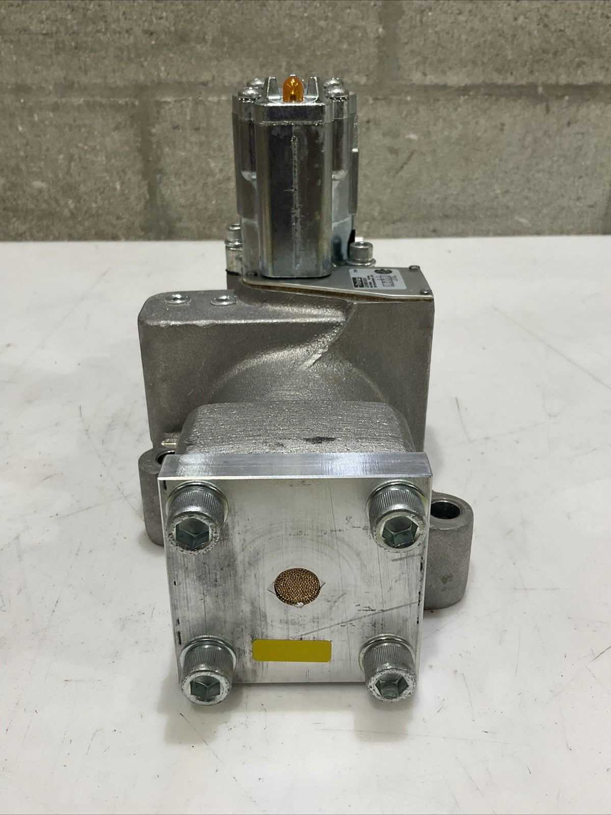 PARKER L6758910253 K175903553 SOLENOID VALVE 140 PSIG 120/110VAC 60/50HZ 12W Z2M