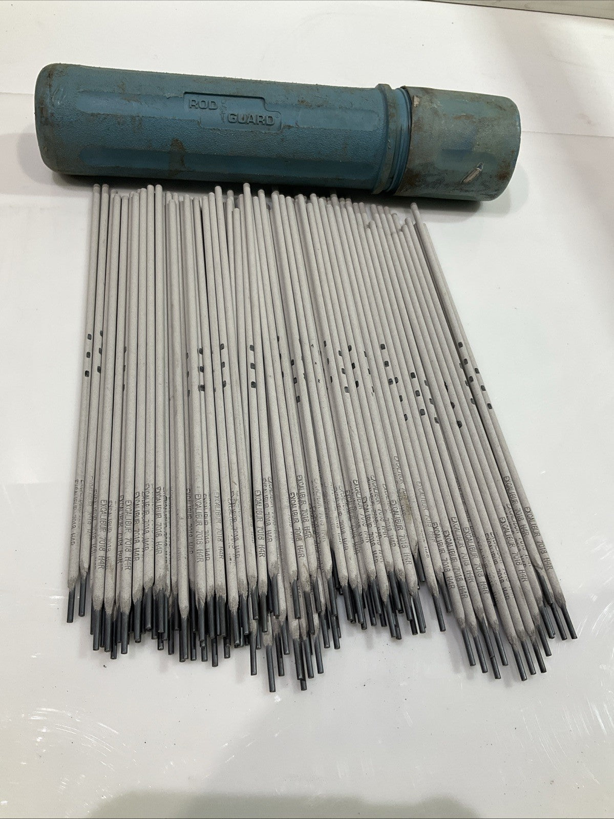 LINCOLN ELECTRIC EXCALIBUR 7018 H4R MR STICK ELECTRODE Y2M