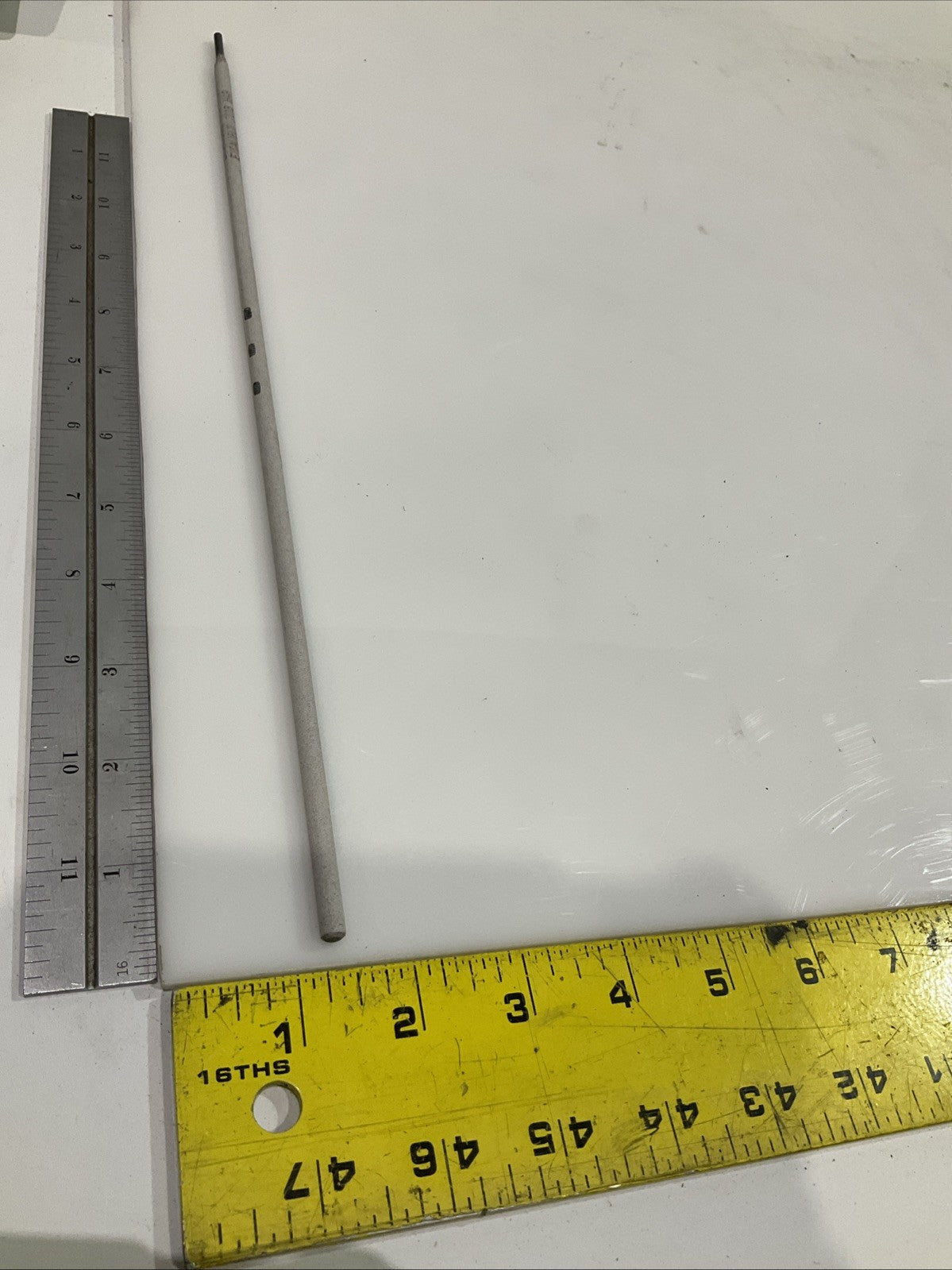 LINCOLN ELECTRIC EXCALIBUR 7018 H4R MR STICK ELECTRODE Y2M