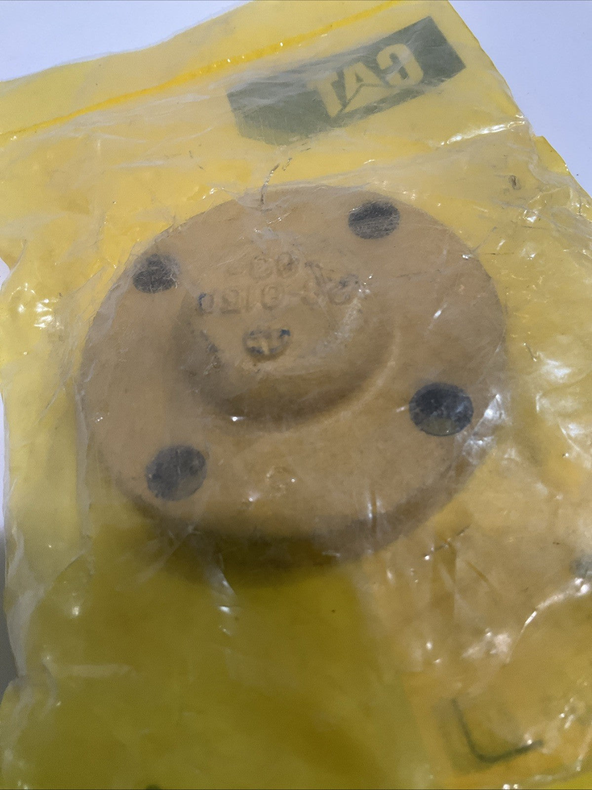 CAT- CATERPILLAR 2S-6150 TIGHTENER PULLEY BELT COVER Z2M
