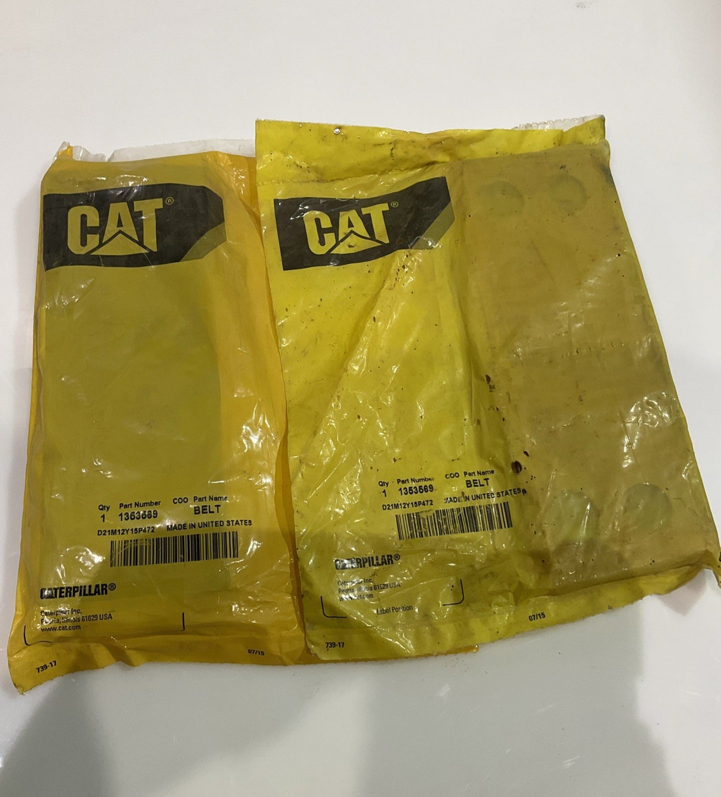 CAT- CATERPILLARS 1353569 OEM BELT LOT OF 2 Z2M