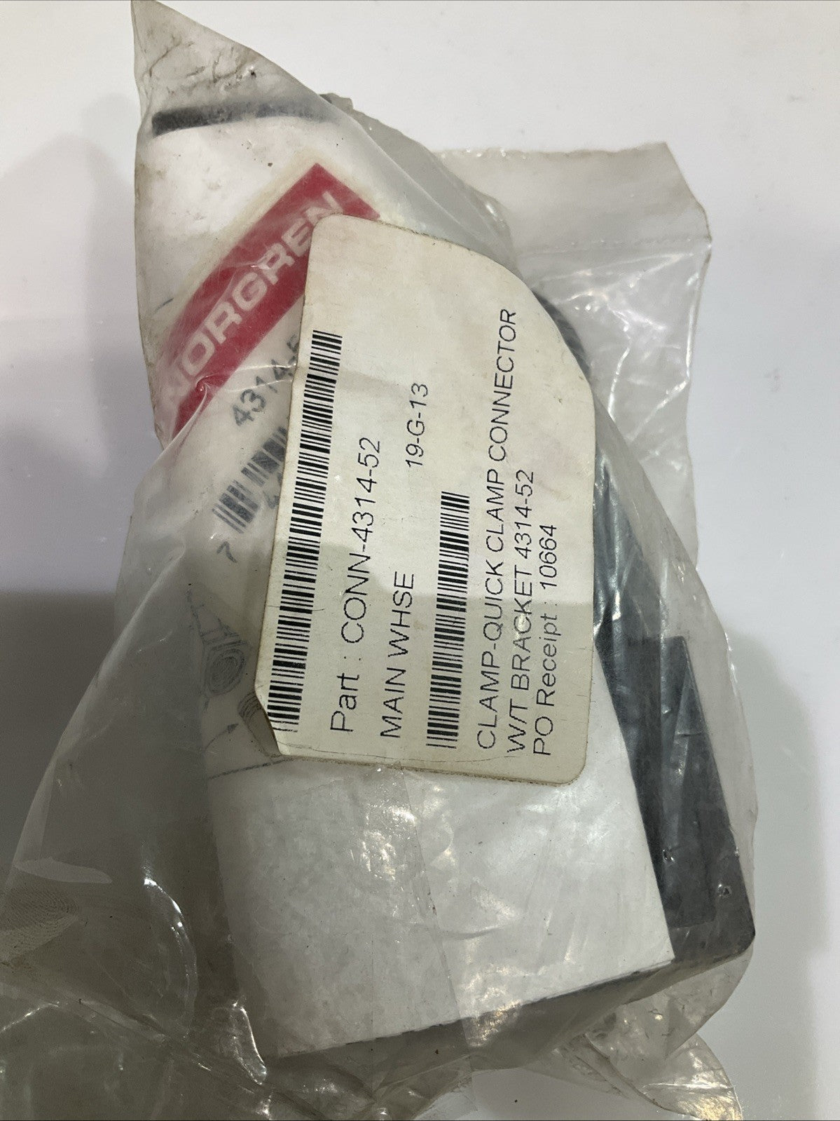 NORGREN CONN 4314-52 QUICK CLAMP AND WALL BRACKET Z2M