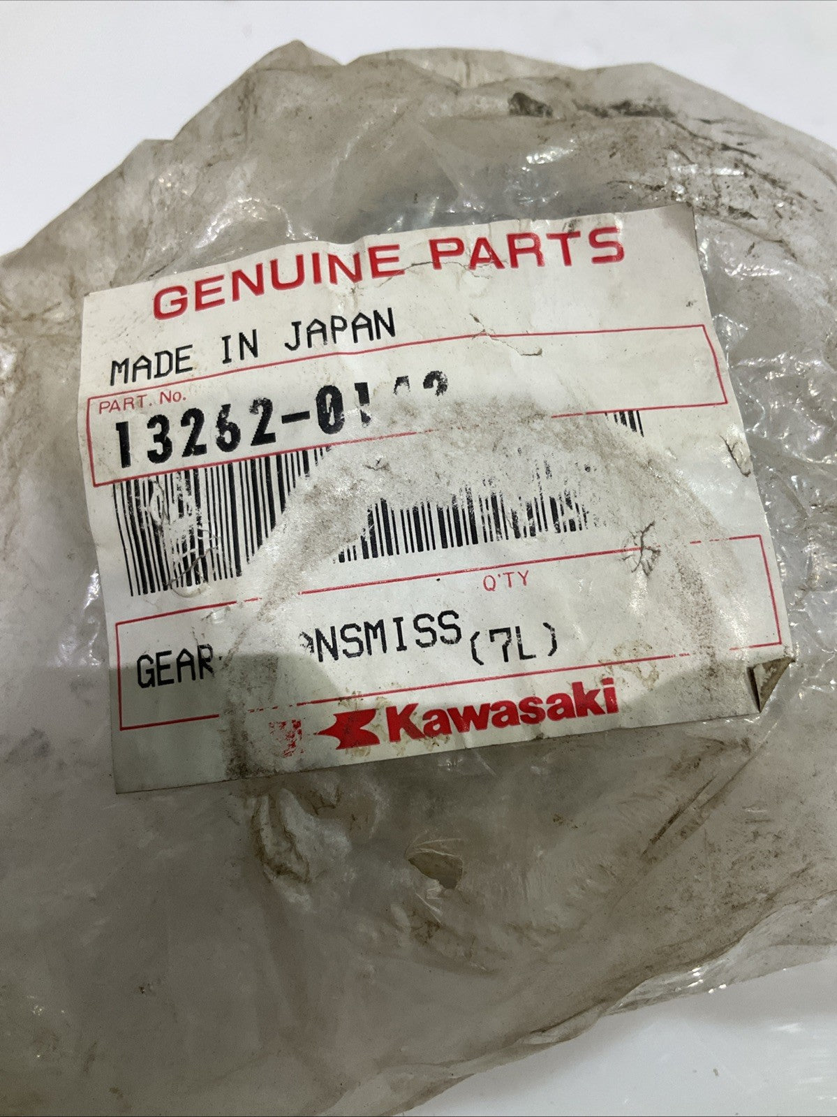 KAWASAKI  GENUINE PART  13262-0142   GEAR- TRANSMISSION SPUR  Z2M