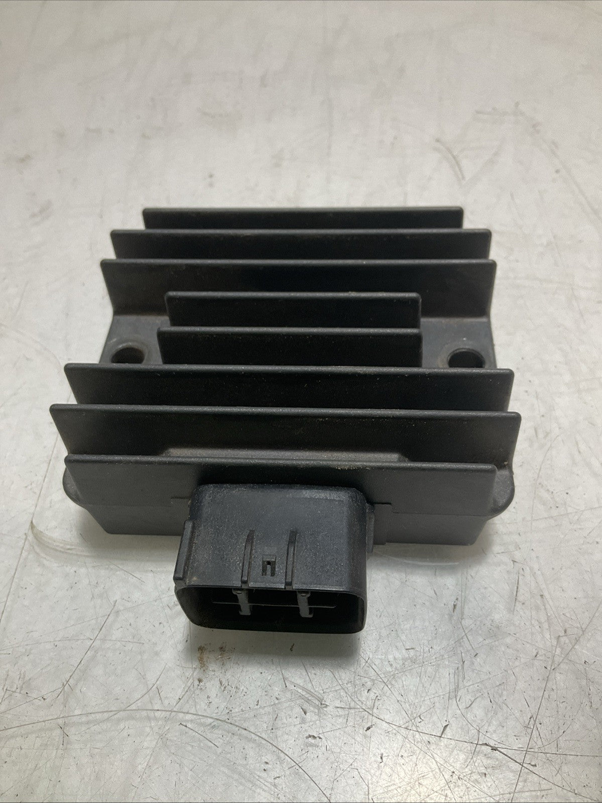 KAWASAKI 21066-0010 REGULATOR VOLTAGE Z2M
