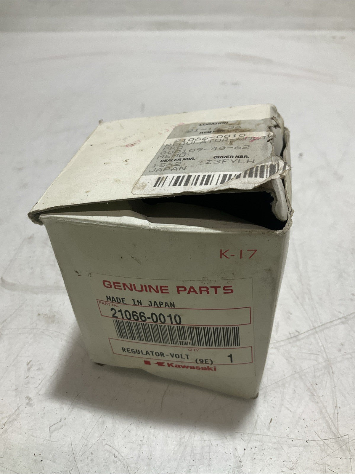 KAWASAKI 21066-0010 REGULATOR VOLTAGE Z2M