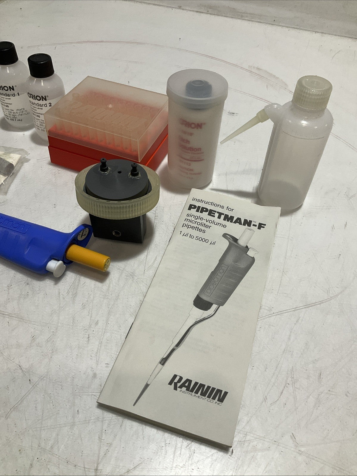 ORION 1811LL SODIUM MONITOR CALIBRATION EQUIPMENT KIT AS PICTURED Z2M