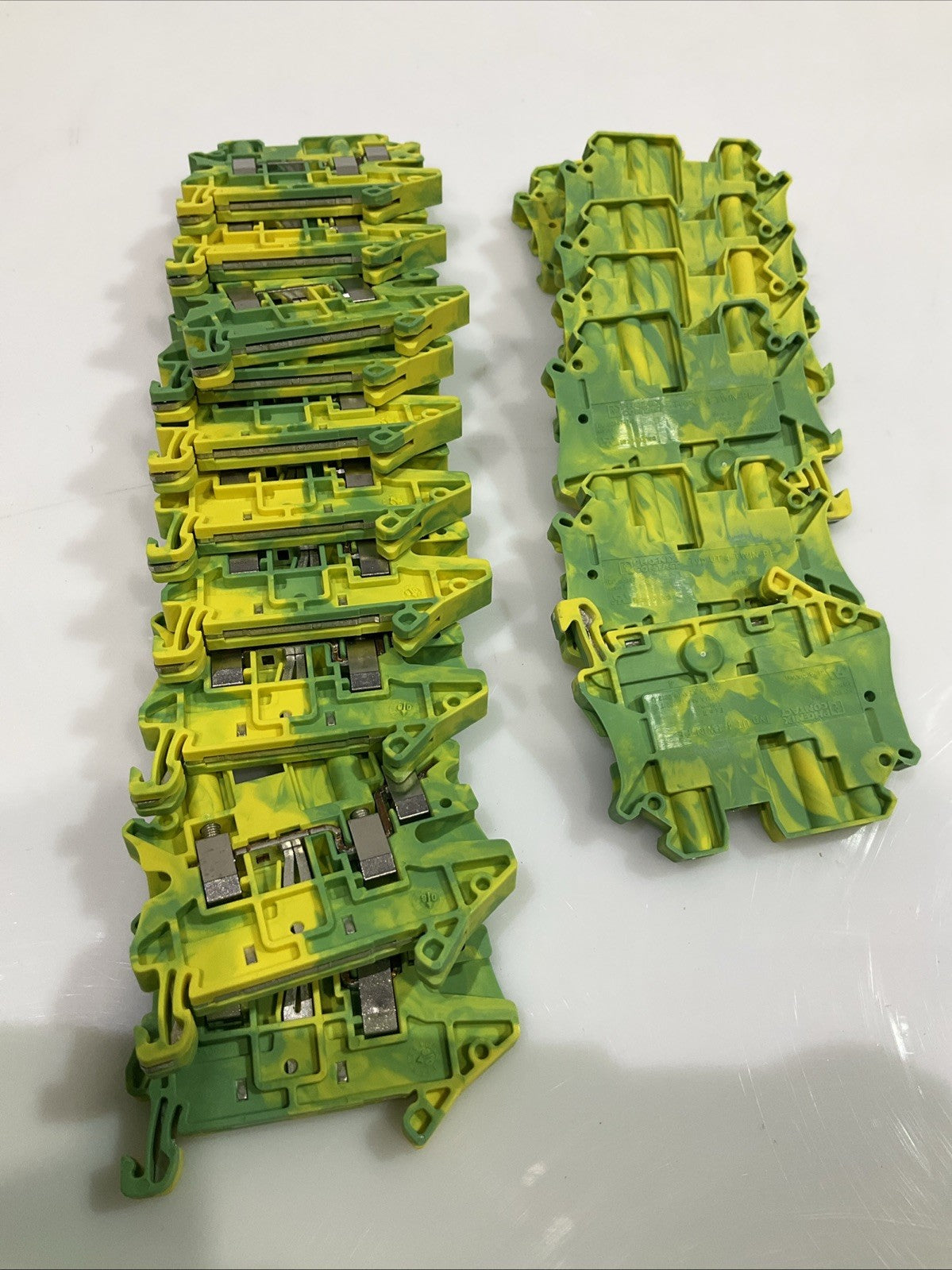 PHOENIX CONTACT UT4-TWIN-PE 3044380 CONDUCTOR TERMINAL BLOCK LOT 50 Y2M