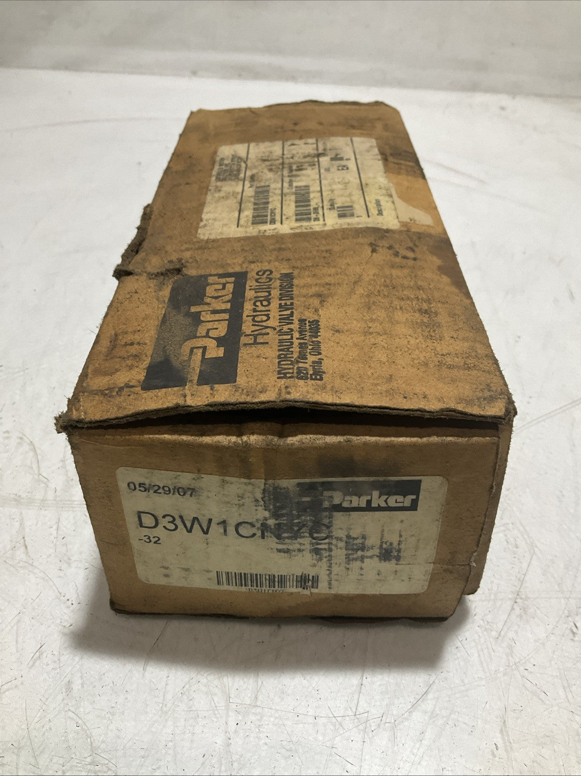 PARKER D3W1CNYC HYDRAULIC DIVISION VALVE Y2M