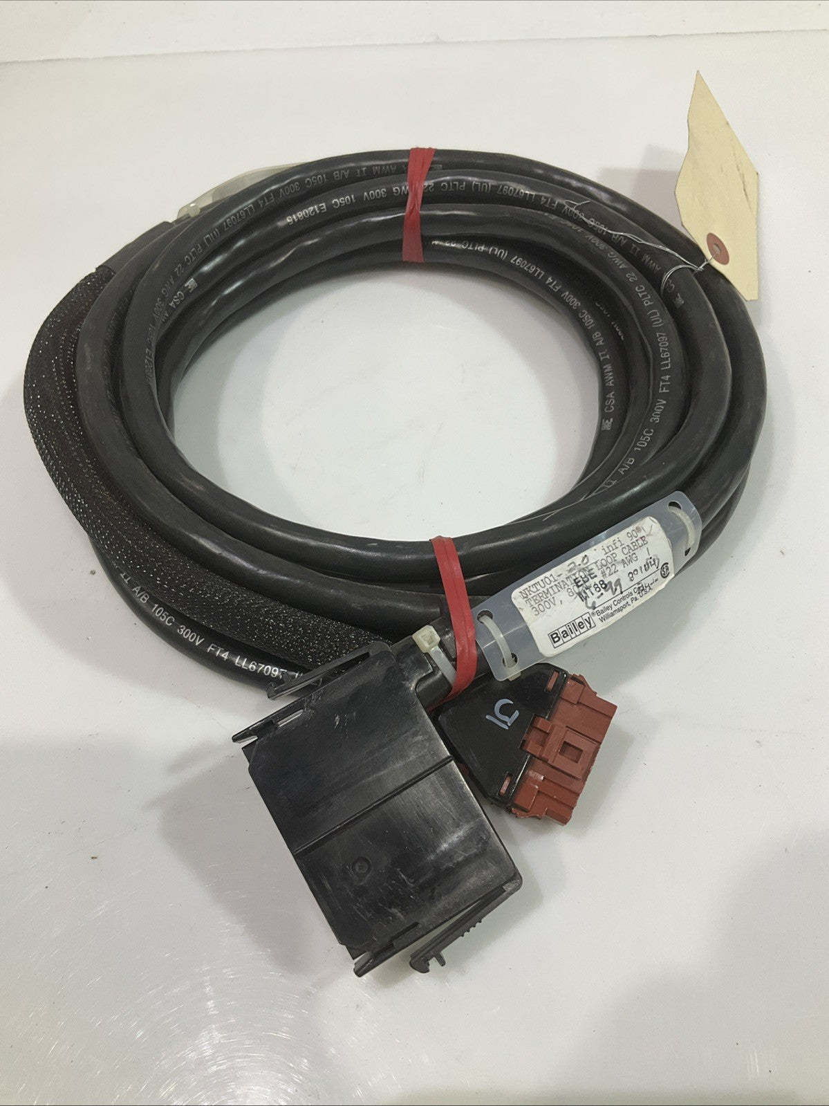 BAILEY INFI90 NKTU01-20 TERMINATION LOOP UNIT CABLE 300V 80XC 25FT Y2M