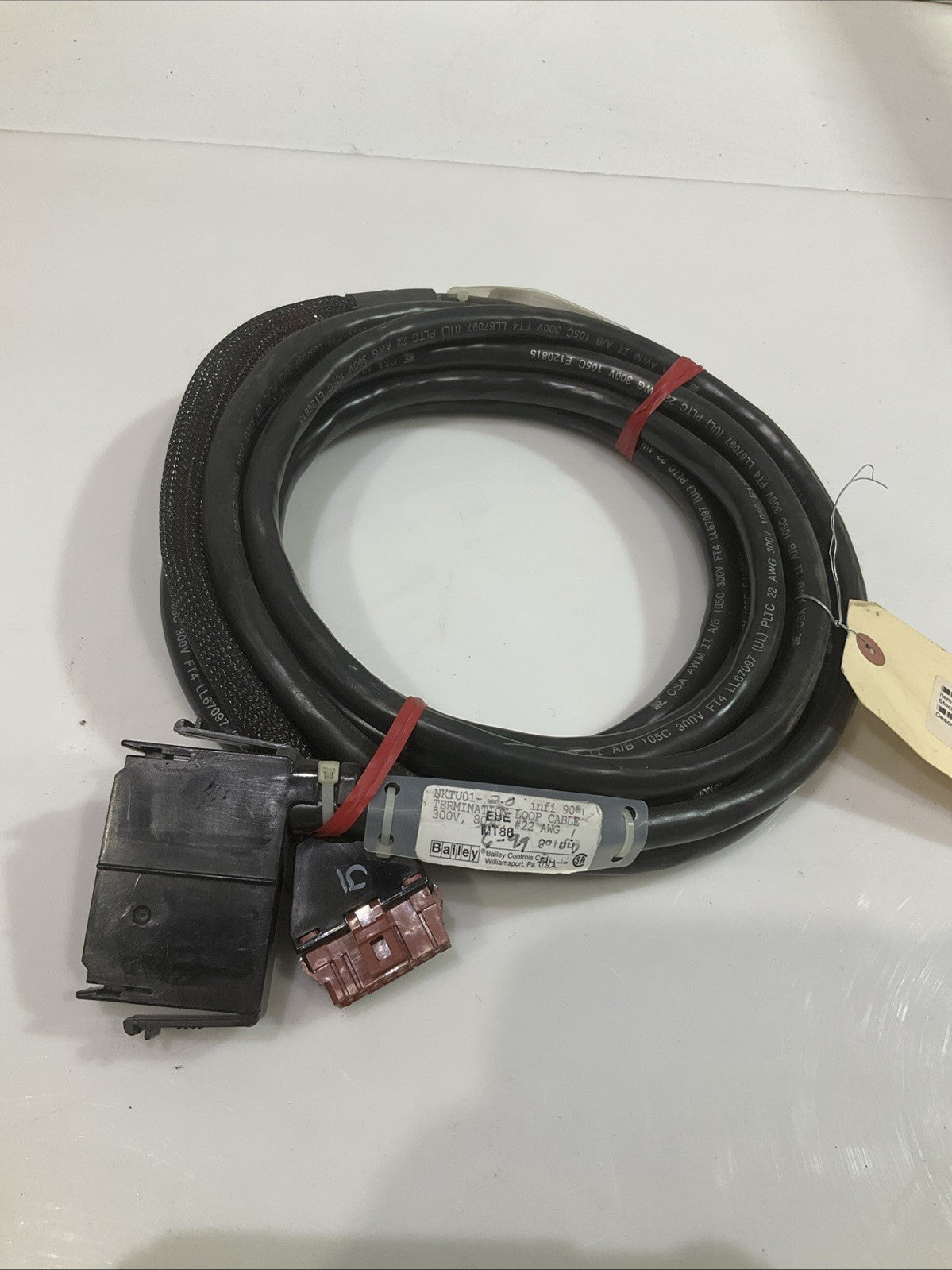 BAILEY INFI90 NKTU01-20 TERMINATION LOOP UNIT CABLE 300V 80XC 25FT Y2M