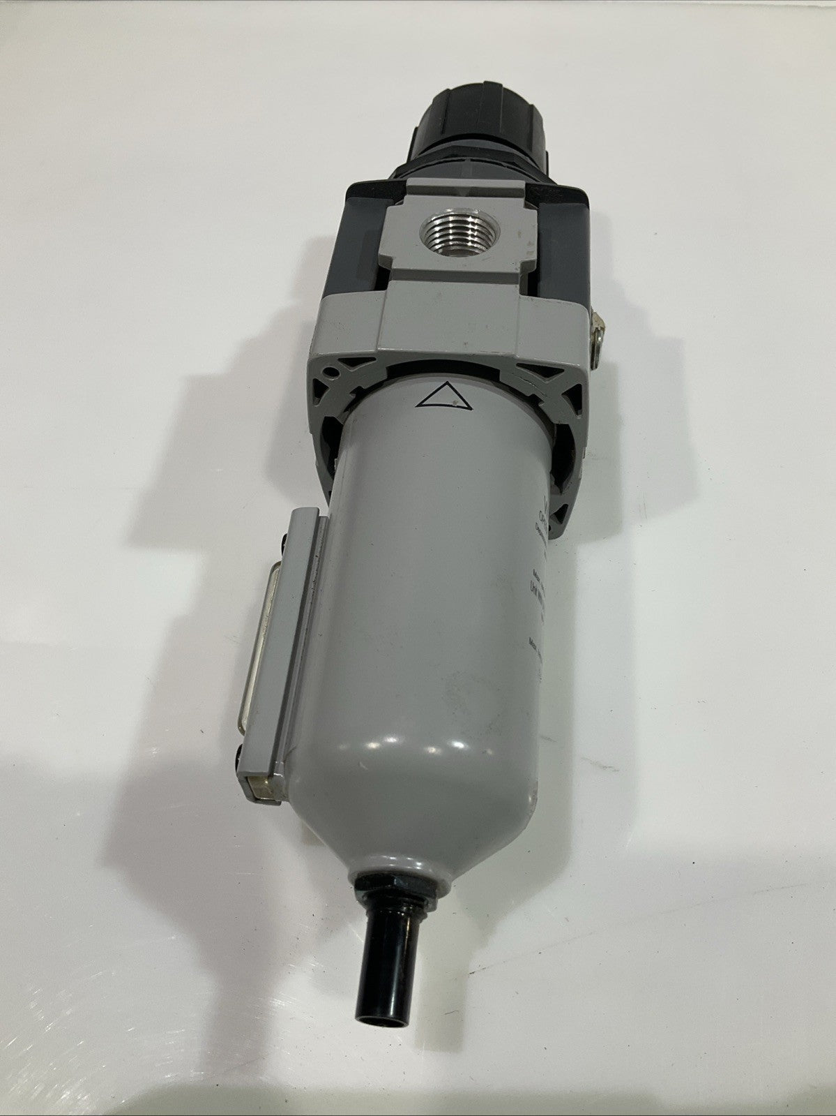 PARKER P33EA94ESABNGP GLOBAL FILTER PRESSURE REGULATOR Y2M