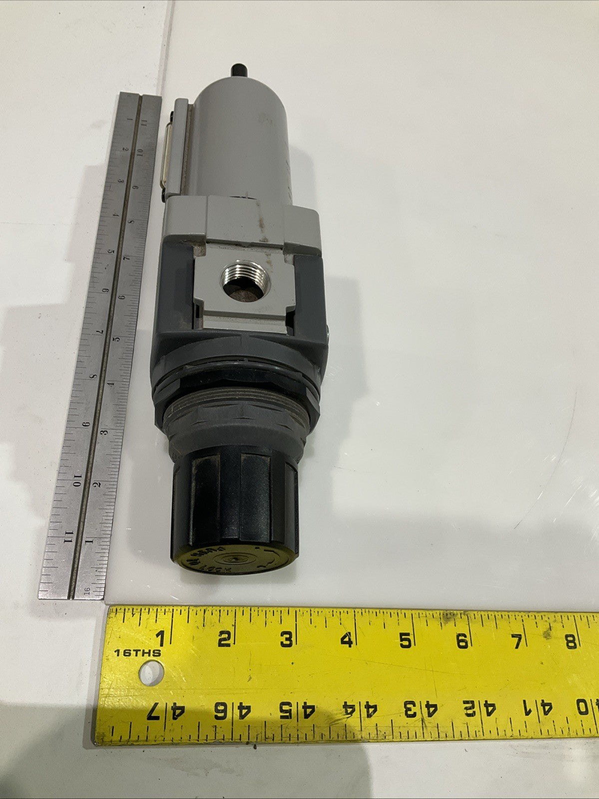 PARKER P33EA94ESABNGP GLOBAL FILTER PRESSURE REGULATOR Y2M