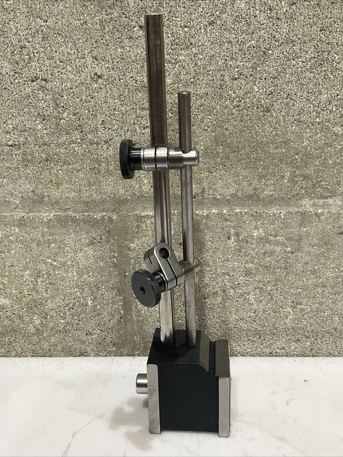 STARRETT 657 AA MAGNETIC BASE INDICATOR HOLDER Z2M