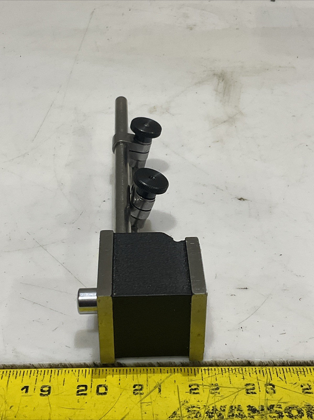 STARRETT 657 AA MAGNETIC BASE INDICATOR HOLDER Z2M