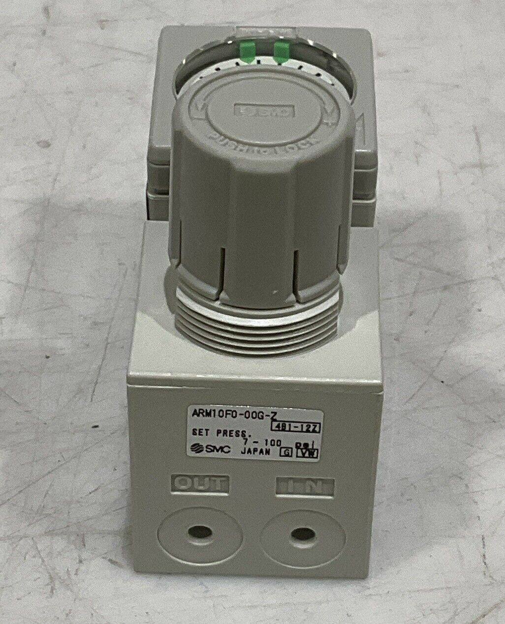 SMC ARM10F2-08G-Z COMPACT MANIFOLD REGULATOR U3S