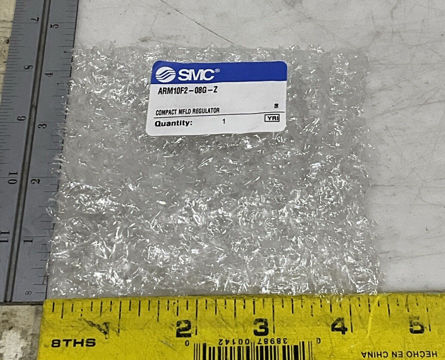 SMC ARM10F2-08G-Z COMPACT MANIFOLD REGULATOR U3S