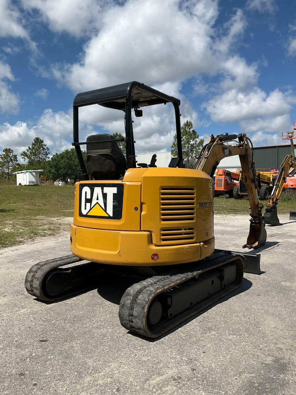 2018 CATERPILLAR EXCAVATOR MODEL 303:5E2, DIESEL
