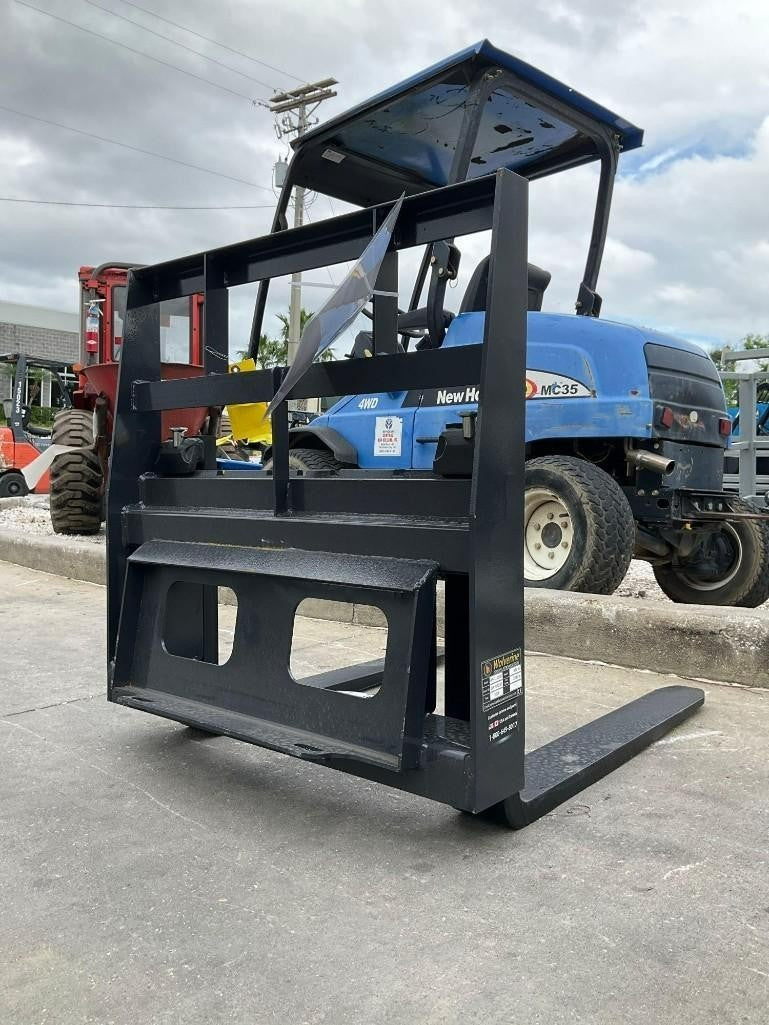 UNUSED 2024 WOLVERINE MPF-11-2500G MINI PALLET SKID STEER FORK ATTACHMENT