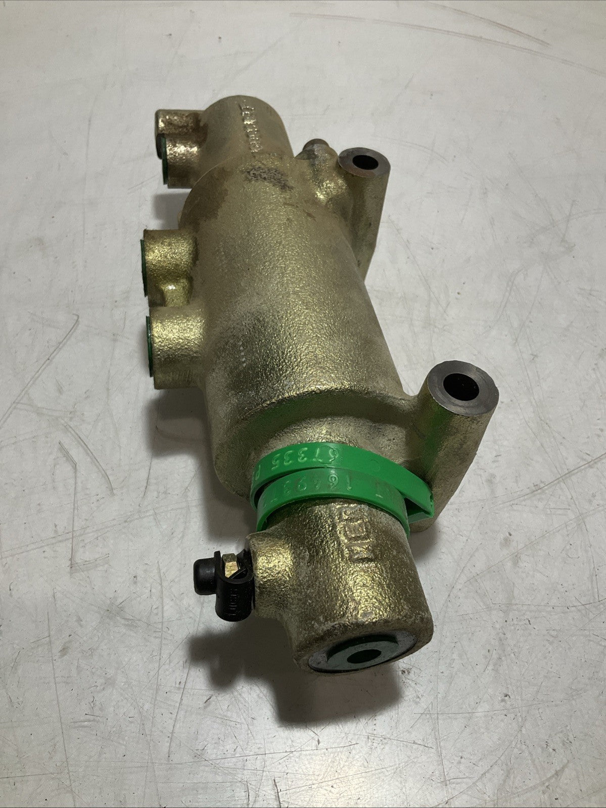 CAT-CATERPILLAR 164-9372 E CYLINDER ASSEMBLY BRAKE Y2M