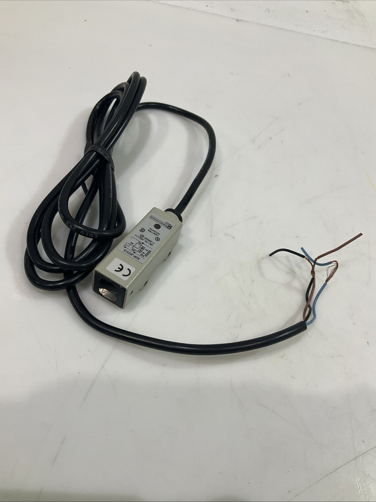 TELEMECANIQUE XUP J02313 - 034418 PHOTOELECTRIC SENSOR Z2M