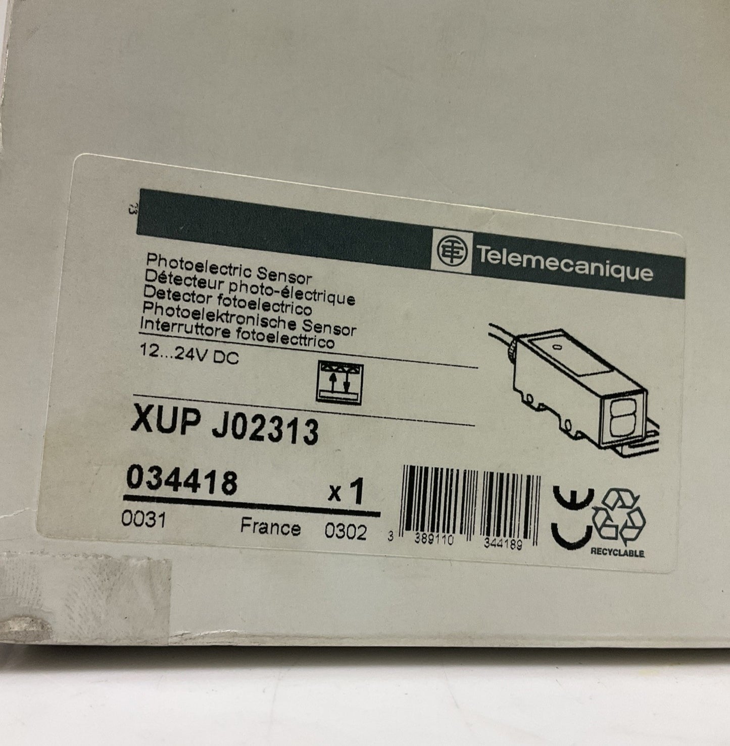TELEMECANIQUE XUP J02313 - 034418 PHOTOELECTRIC SENSOR Z2M