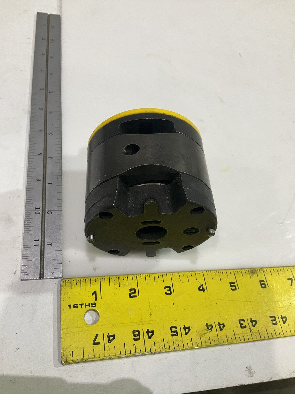 VICKERS 20V11 - WF102509 CART REAR BUNA 22 DESIGN HYDRAULIC VANE PUMP Z2M