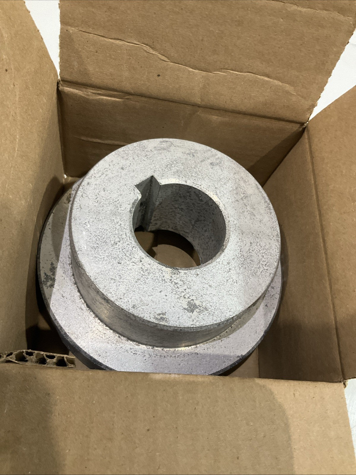 MAGNALOY M60020016 600 HUB 2 BORE X 1/2 FLEXIBLE COUPLING ROUND KEYWAY Z2M