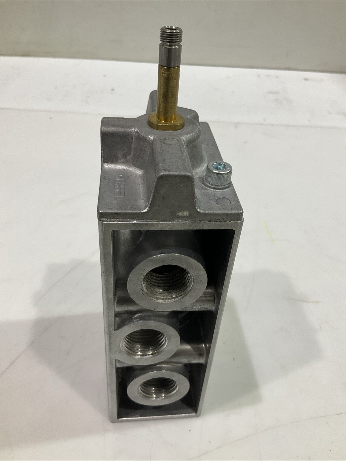 FESTO MFH-5-1/2 AIR SOLENOID VALVE CLASS 5/2 Z2M