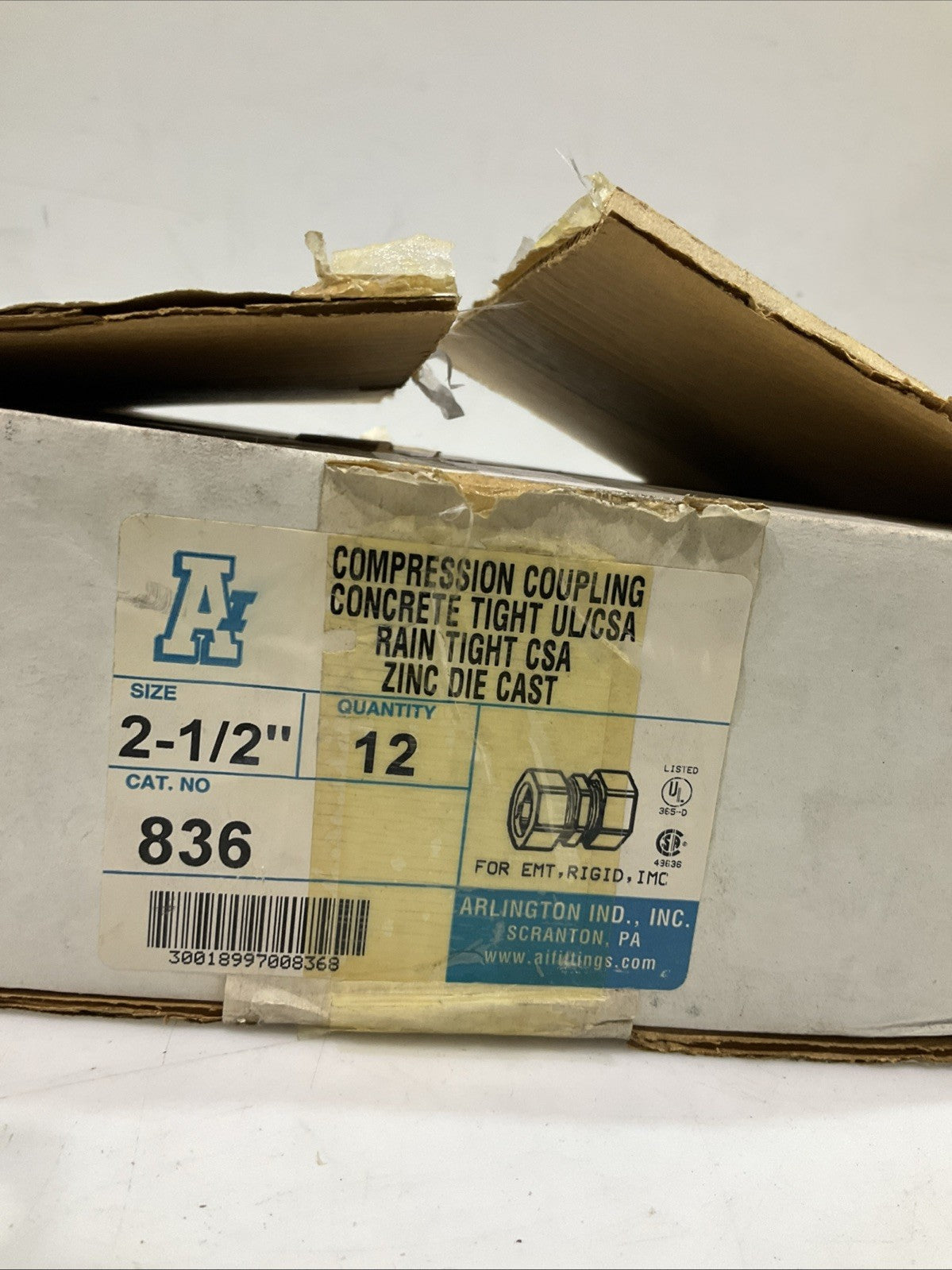 ARLINGTON 836 2-1/2 CONCRETE / RAINTIGHT COMPRESSION COUPLING CONDUIT QTY 8 Z2M