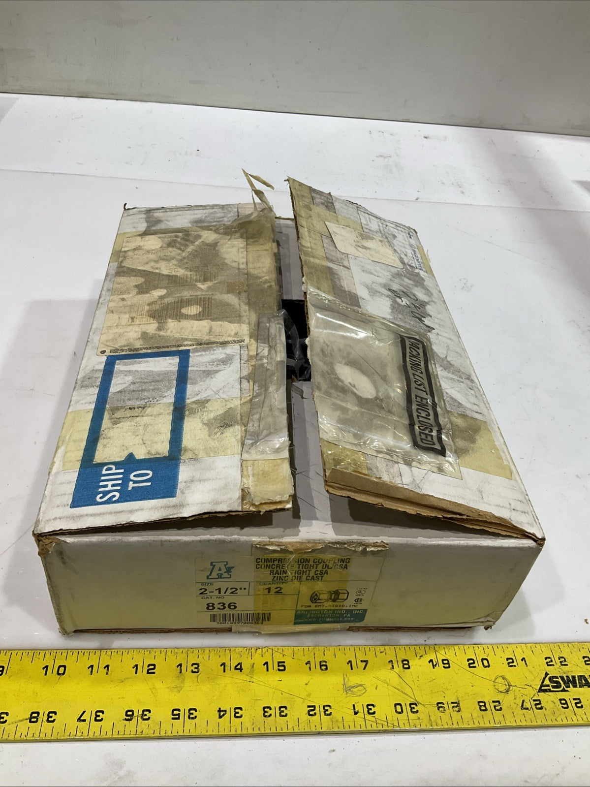 ARLINGTON 836 2-1/2 CONCRETE / RAINTIGHT COMPRESSION COUPLING CONDUIT QTY 8 Z2M