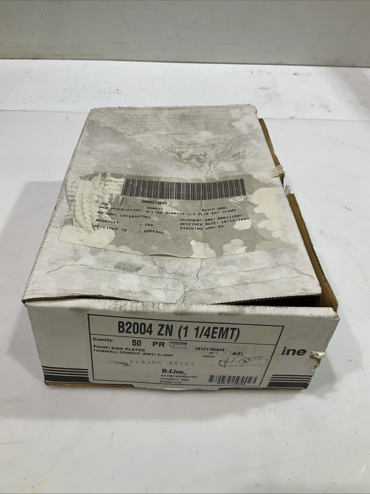 COOPER B-LINE B2004ZN-1-1/4EMT PIPE AND CONDUIT STRUT CLAMP LOT OF 4 BAGS Z2M