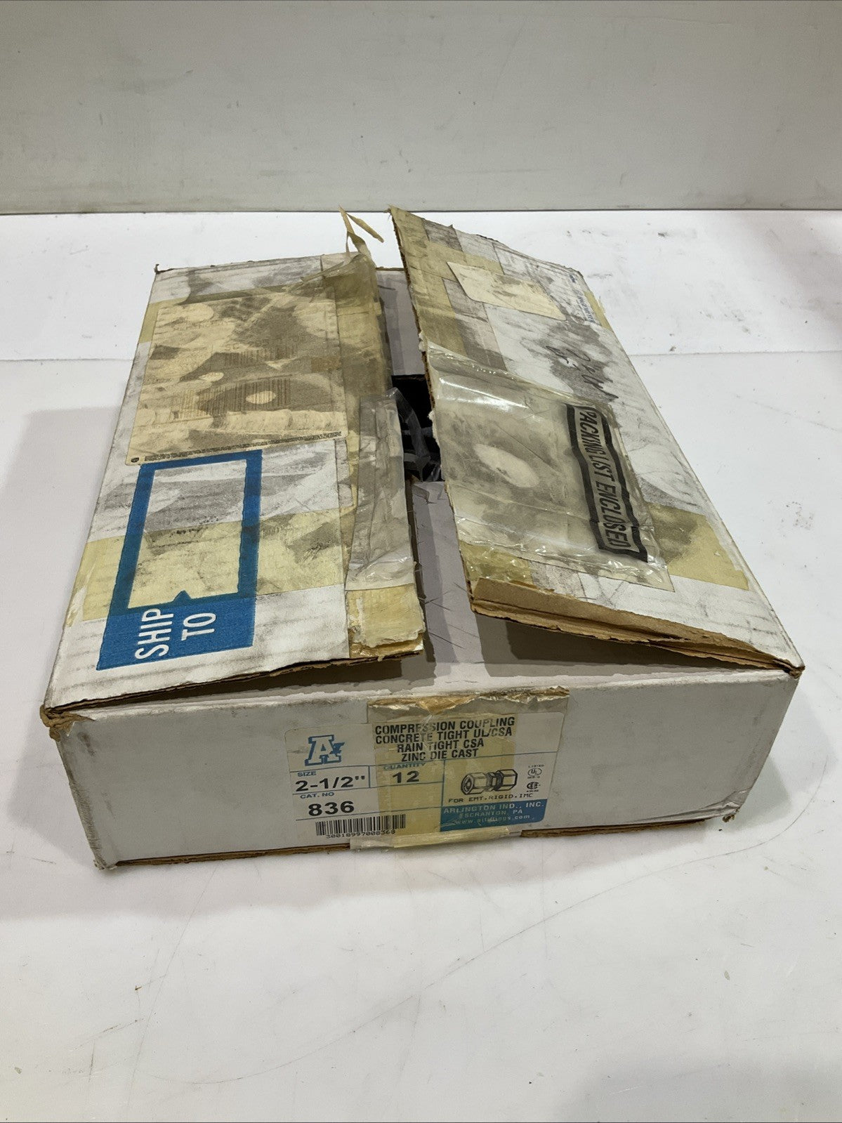 ARLINGTON 836 2-1/2 CONCRETE / RAINTIGHT COMPRESSION COUPLING CONDUIT QTY 8 Z2M