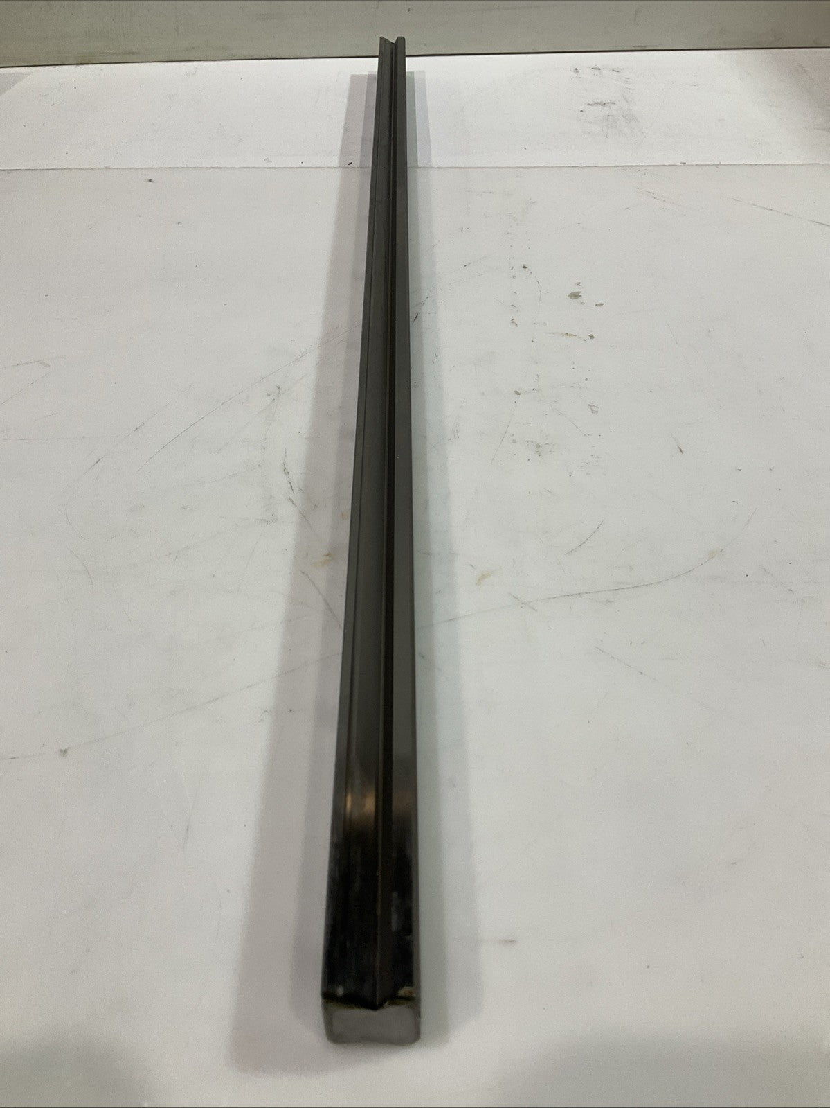THK SR30W2SS-840L LM GUIDE LINEAR RAIL LOT OF 2 Z2M