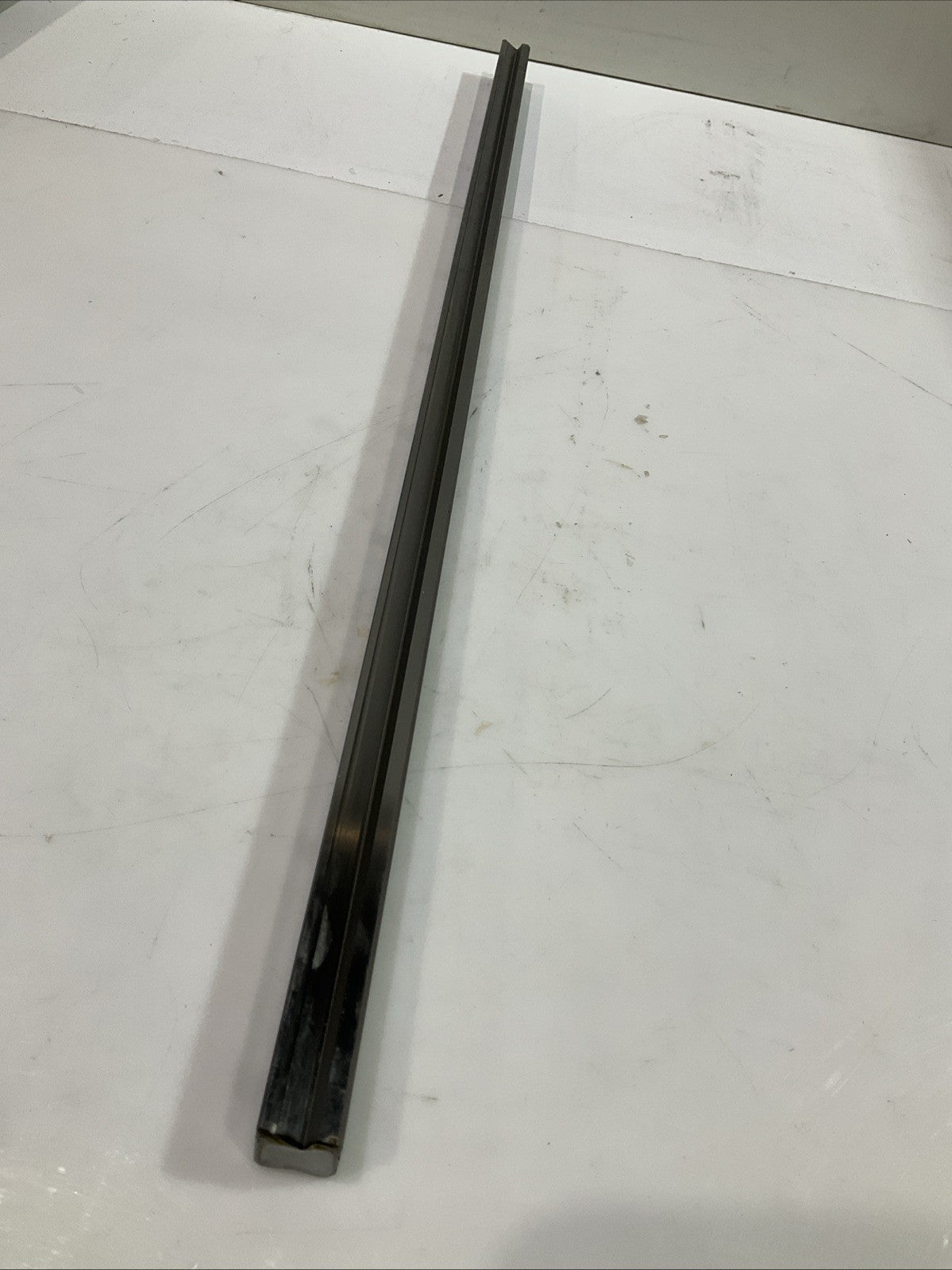 THK SR30W2SS-840L LM GUIDE LINEAR RAIL LOT OF 2 Z2M