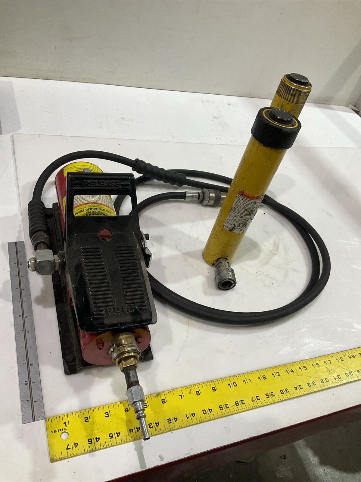 ENERPAC RC108 CENTRAL HYDRAULICS 10,000PSI AIR PUMP 10 TON F4720K SET Y2M