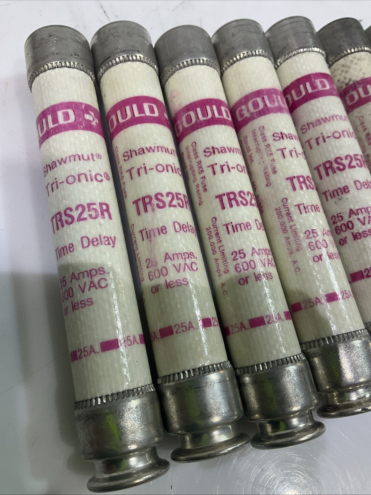 GOULD SHAWMUT TRS25R TIME DELAY FUSE CLASS RK5 25AMP 600VAC LOT OF 7 Z2M