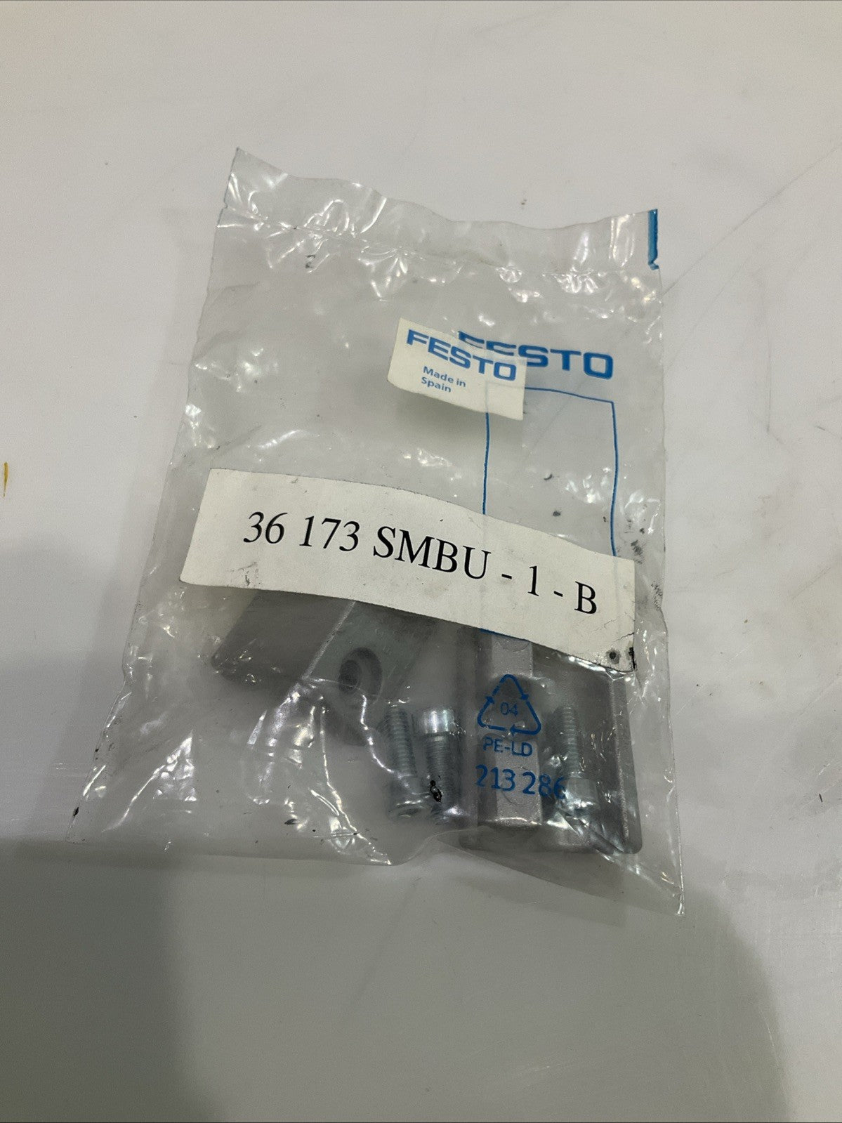FESTO 36173 SMBU 1-B SENSORS DNGU / DNU MOUNTAIN KIT SENSORS LOT OF 6 Z2M