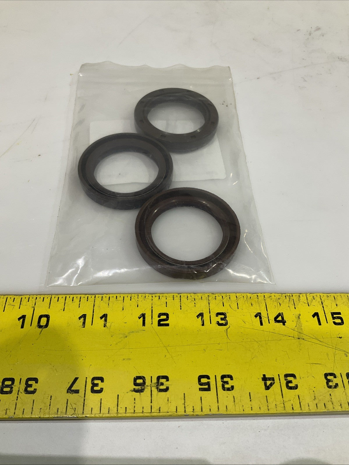 EATON-VICKERS 429284 CR-429284 SHAFT SEAL LOT OF 3 Z2M