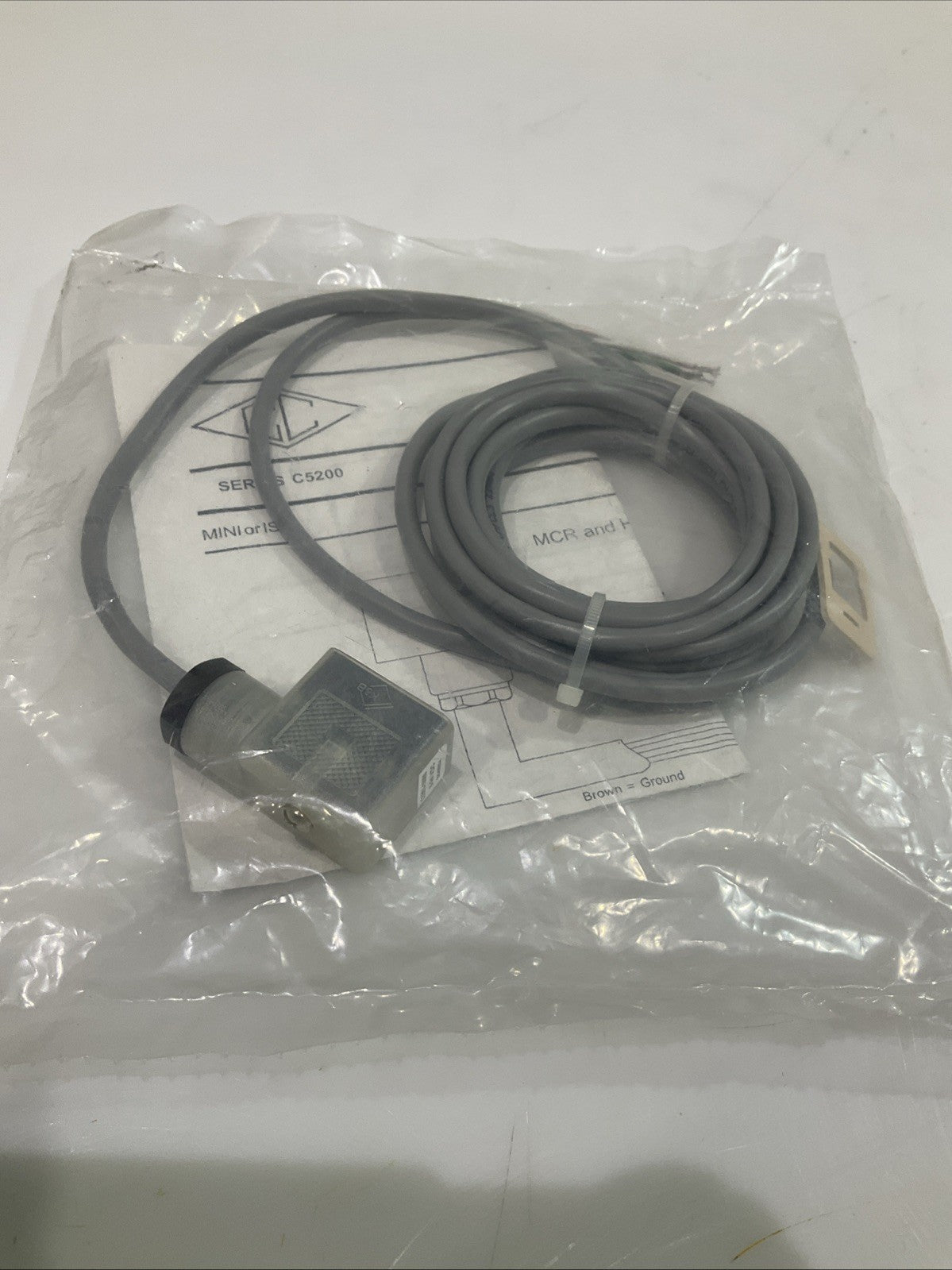 CANFIELD CONNECTOR C5393-10000 SOLENOID STATE RELAY SERIES C5200 LOT OF 6 Z2M