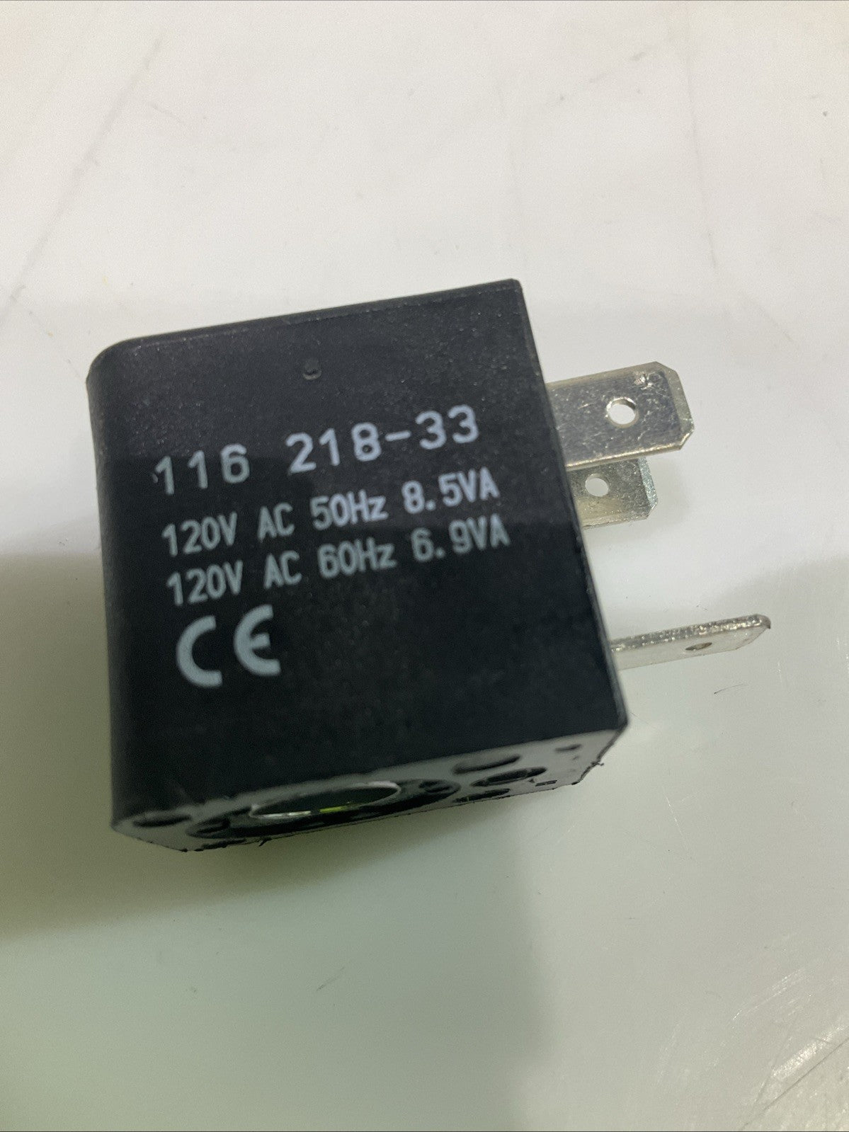 IR 116-218-33 SOLENOID VALVE COIL 120VDC 50/60HZ LOT OF 8 Z2M
