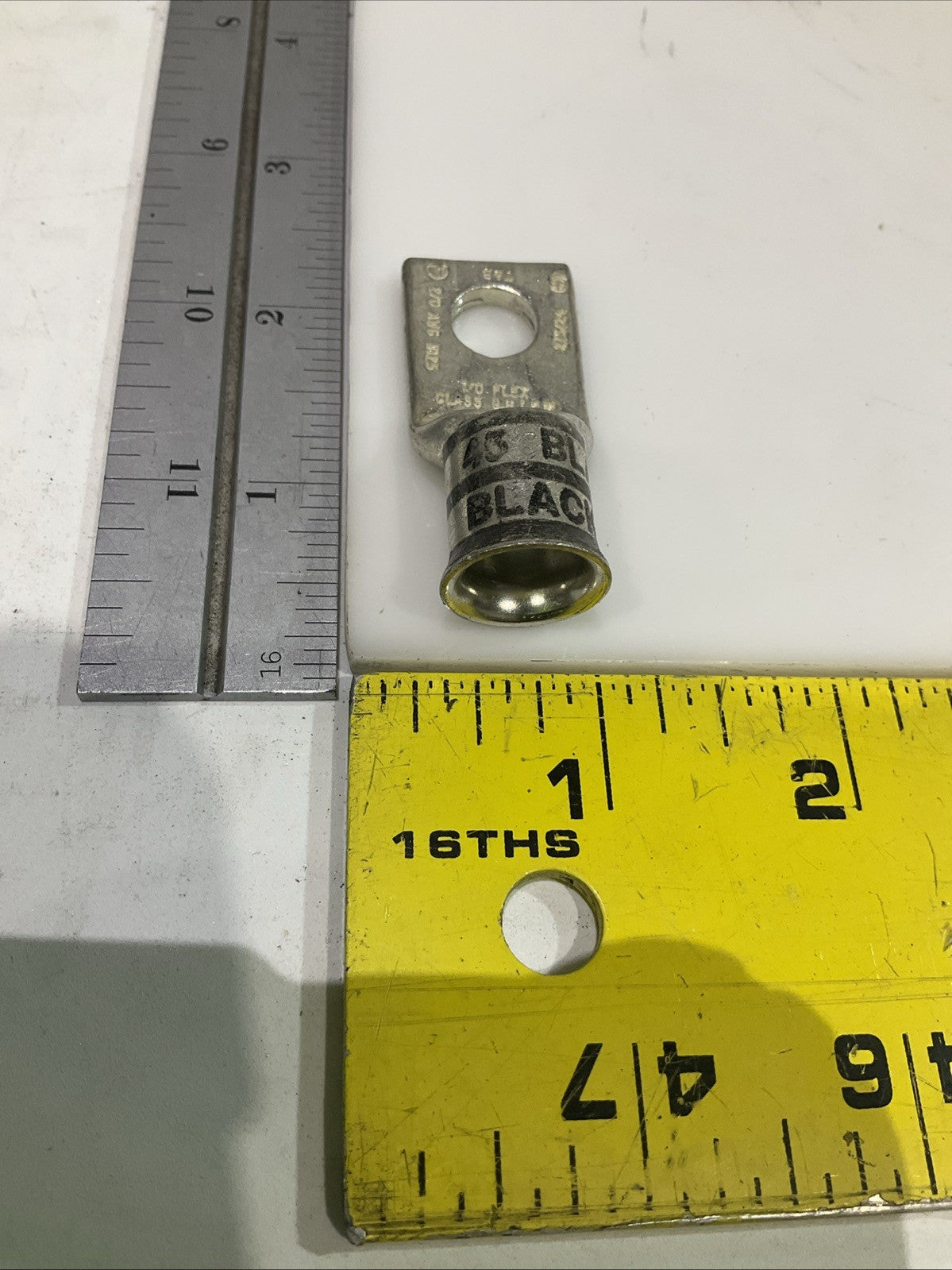 THOMAS & BETTS 5411010BS HOLE STANDARD BELLED BARREL LOT OF 16 Z2M