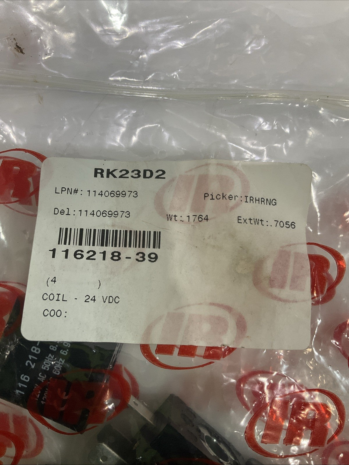 IR 116-218-33 SOLENOID VALVE COIL 120VDC 50/60HZ LOT OF 8 Z2M
