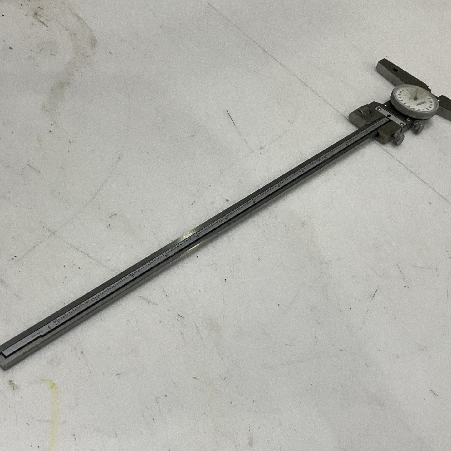 MITUTOYO 159775 12 IN CALIPER WITH CASE PN 31 STAINLESS STEEL .001 IN Z2M