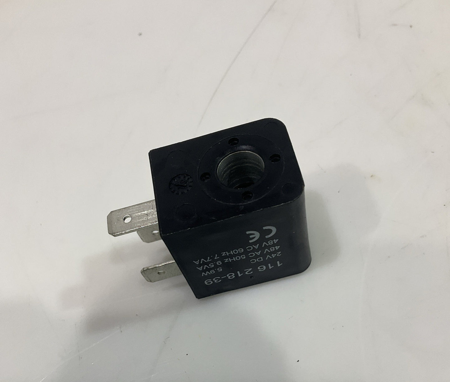 IR 116-218-39 SOLENOID VALVE COIL 24VDC 50/60HZ LOT OF 4 Z2M