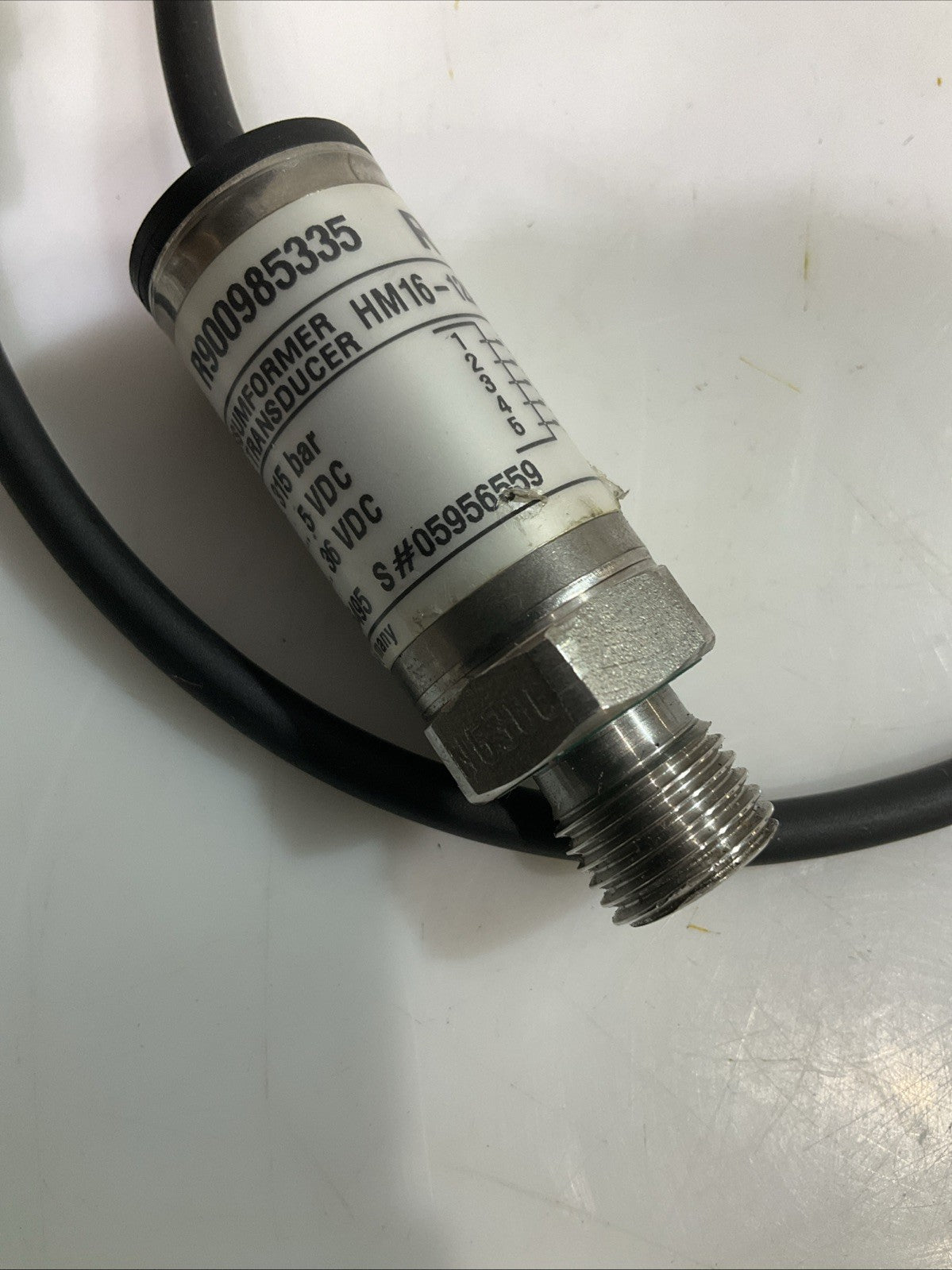 REXROTH R900985335 PRESSURE TRANSDUCER 36VDC Z2M